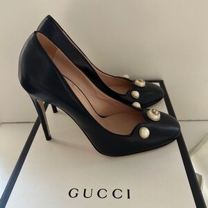 GUCCI Classic Black Heels with Pearl Accents Size 36.5 Womens